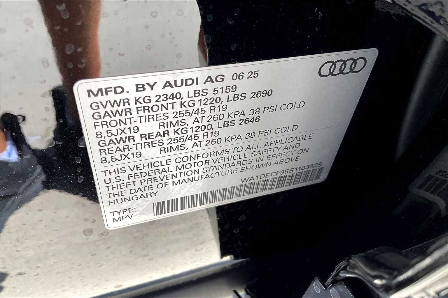 New 2025 Audi Q3 2.0T Premium w/ Convenience Package AWD/4WD image 19