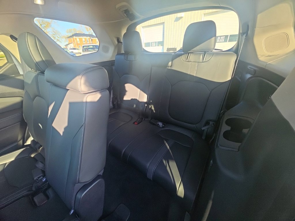 Certified 2025 Honda Pilot Touring image 29