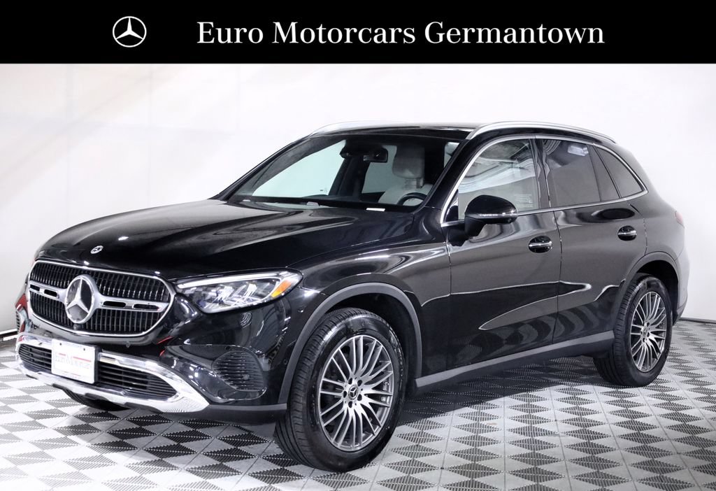 Certified 2026 Mercedes-Benz GLC 300 4MATIC image 3