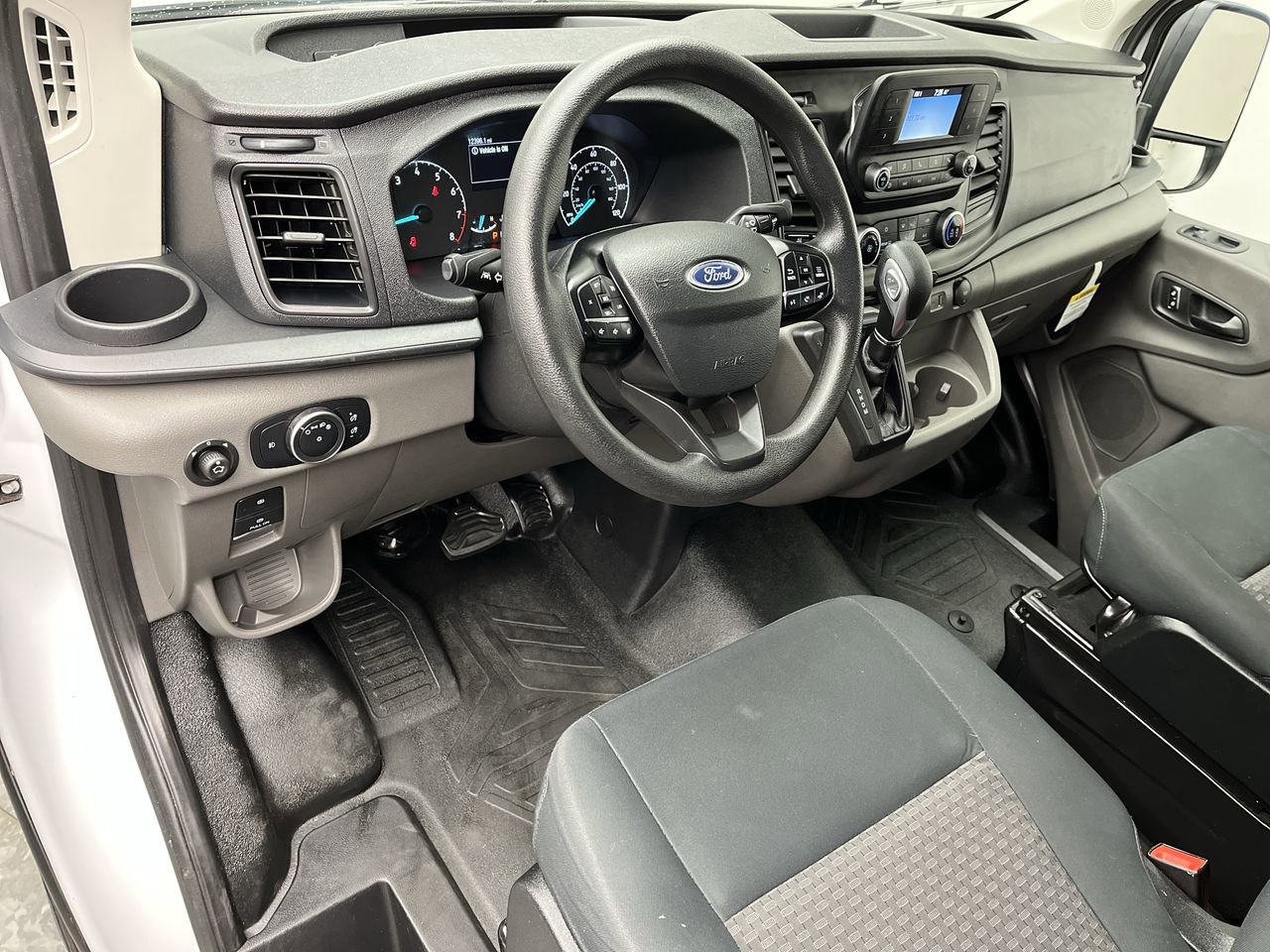 Certified 2025 Ford Transit 250 Low Roof w/ Exterior Upgrade Package RWD image 4