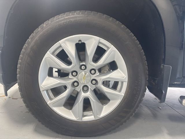 Used 2020 Chevrolet Silverado 1500 Custom w/ Custom Value Package image 10