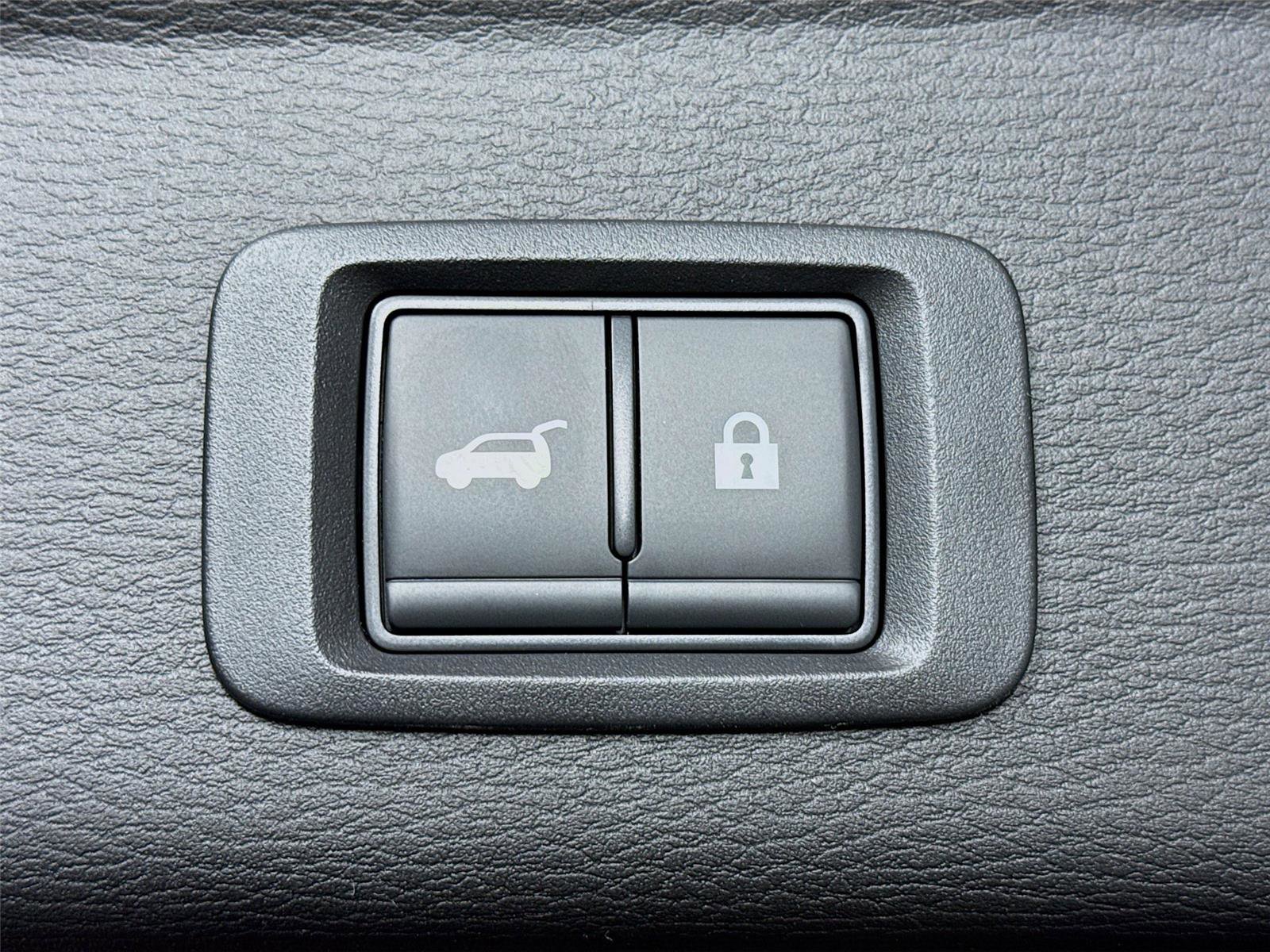 New 2026 Mitsubishi Outlander SE image 20