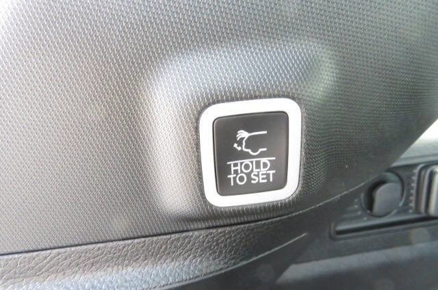 New 2025 Jeep Grand Cherokee Limited w/ Trailer Tow Package image 11