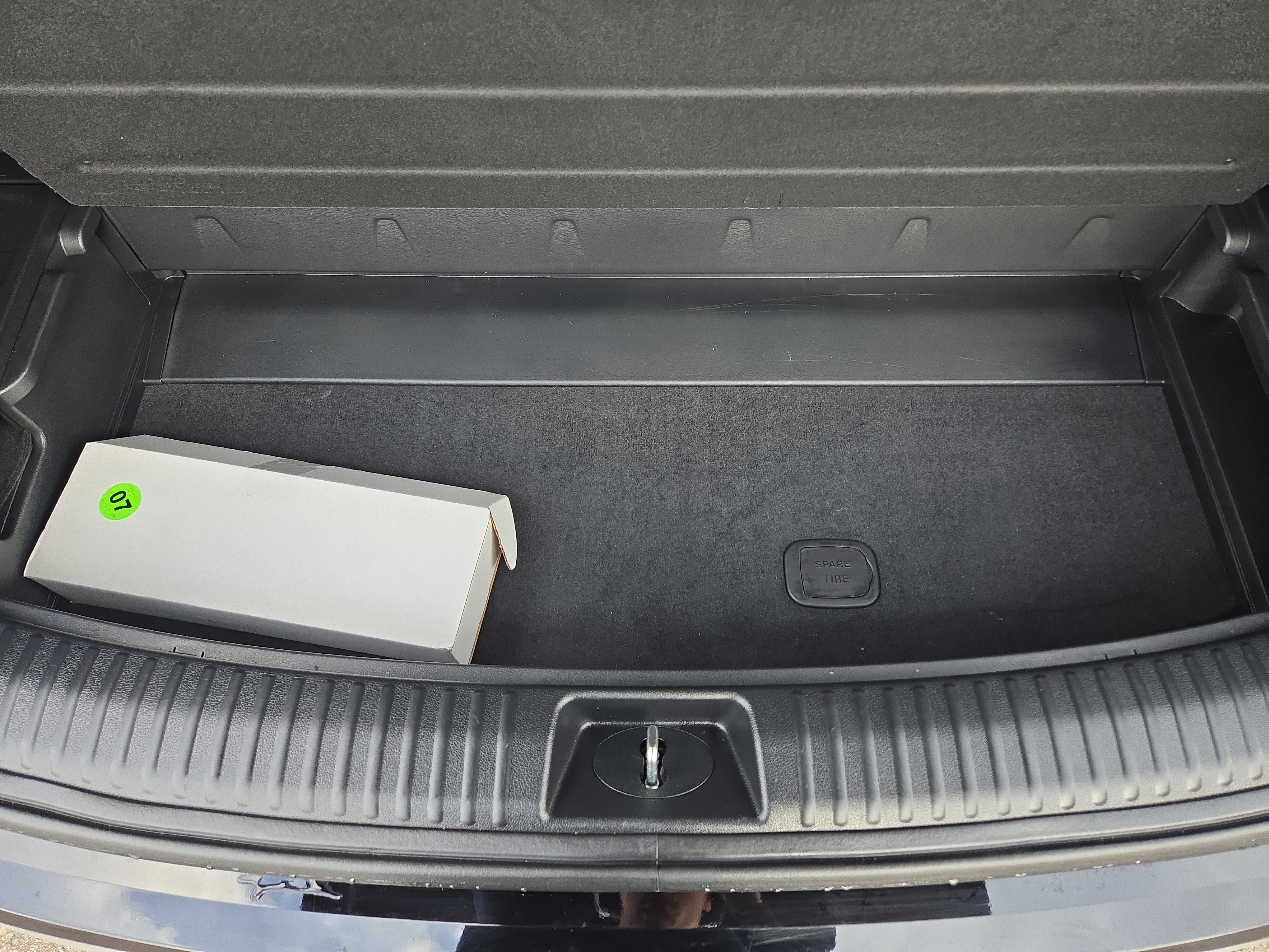 Used 2024 Kia Telluride EX w/ EX Captain's Chair Package image 25