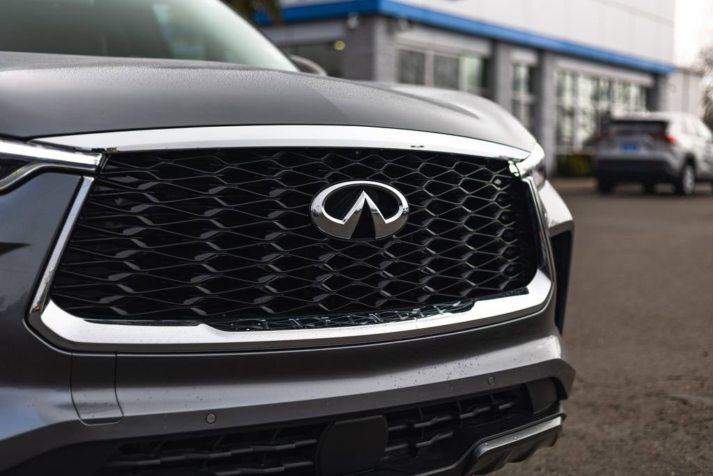 Used 2023 INFINITI QX60 Sensory image 4