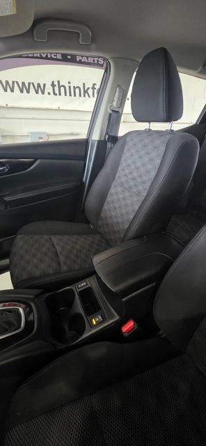 Used 2019 Nissan Rogue Sport SV w/ Technology Package image 23