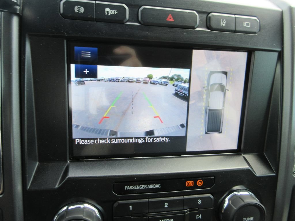 Used 2022 Ford F350 XLT w/ XLT Premium Package AWD/4WD image 15