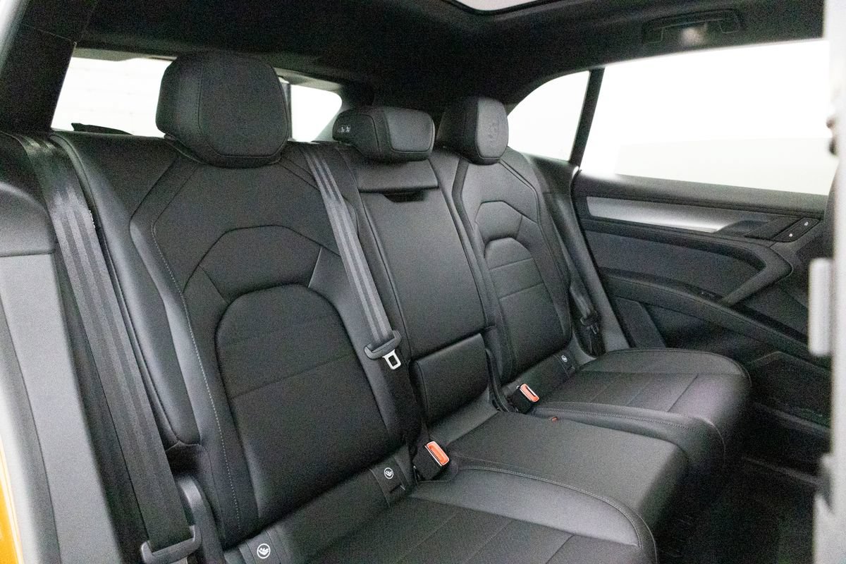 New 2026 Porsche Cayenne Electric AWD/4WD image 31