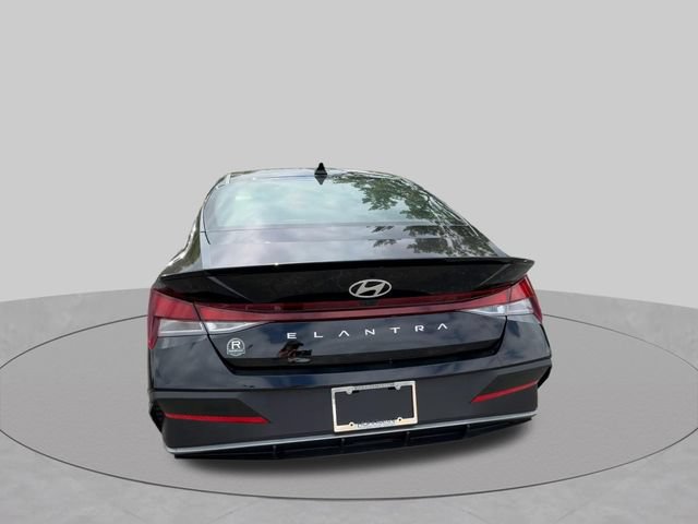 New 2026 Hyundai Elantra SEL Sport FWD image 7