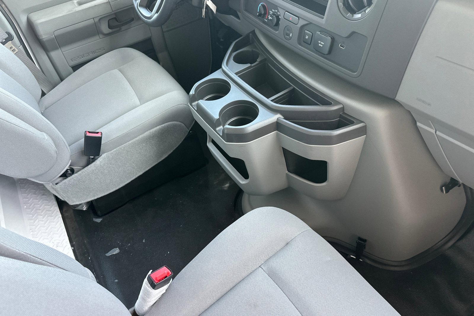 New 2025 Ford E-350 and Econoline 350 Super Duty w/ Power Equipment Group image 15