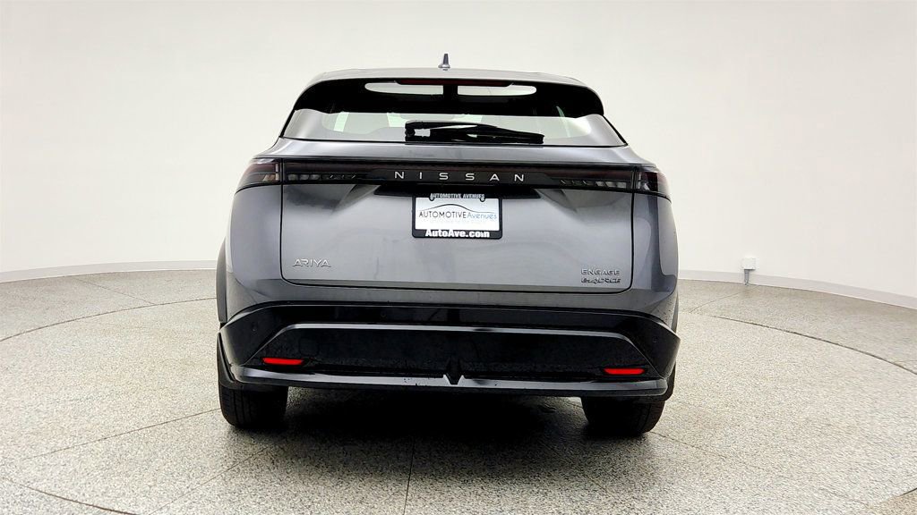 Used 2024 Nissan Ariya AWD image 6