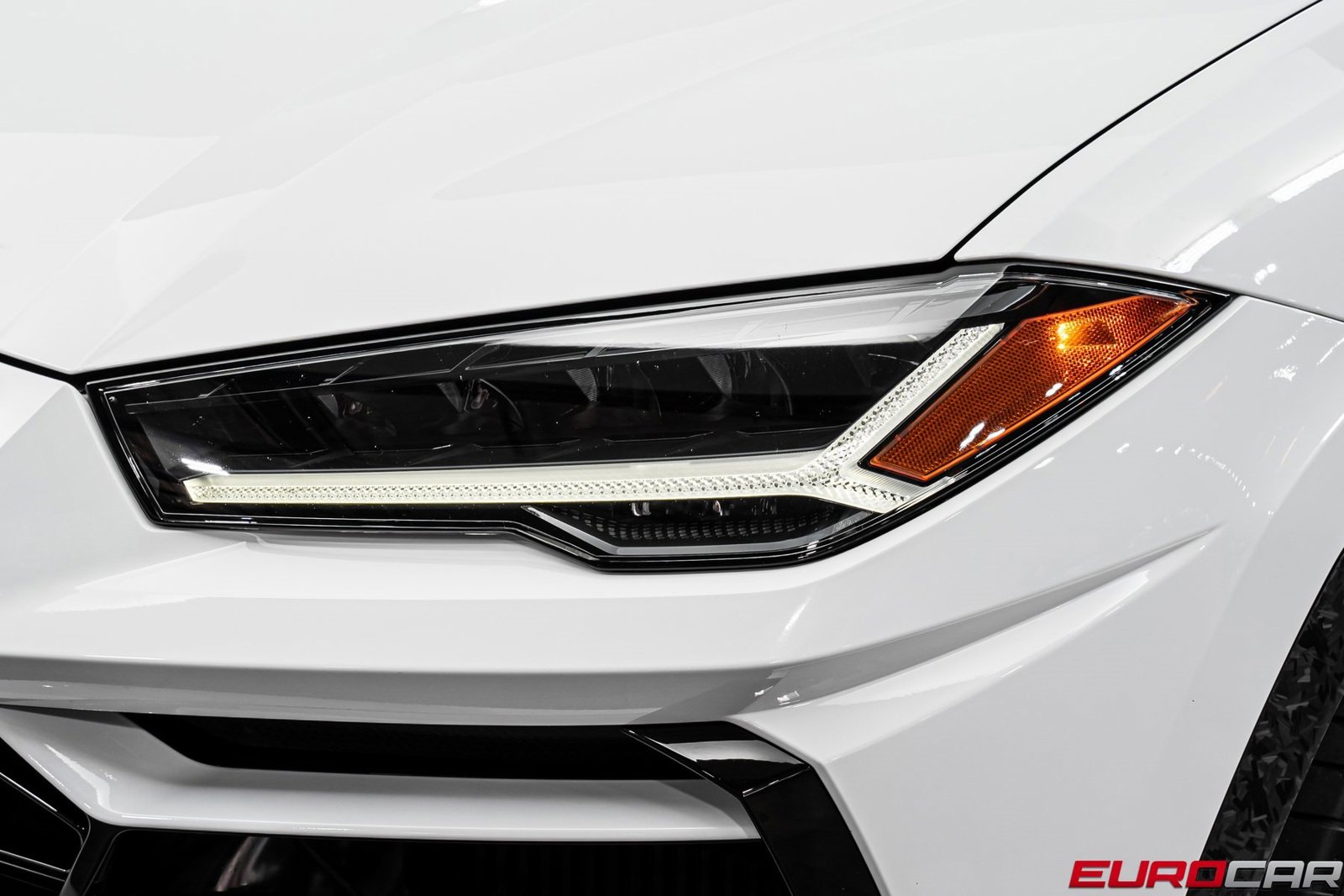 Used 2022 Lamborghini Urus image 10