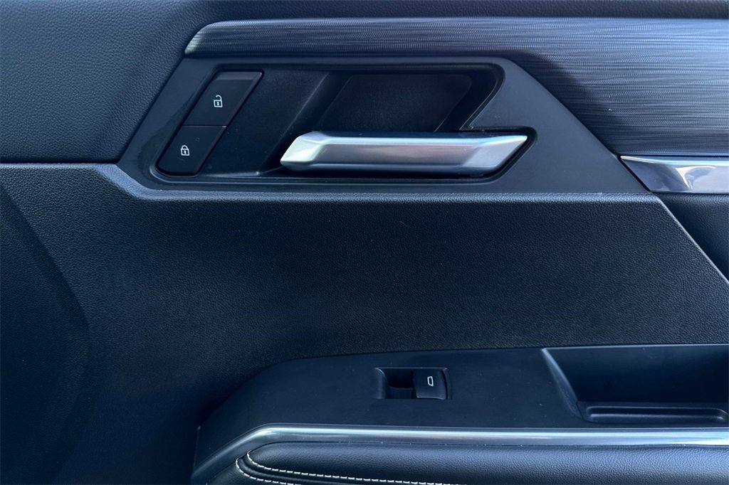 Certified 2025 GMC Acadia Elevation image 21