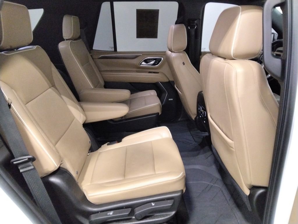 Used 2021 Chevrolet Tahoe Premier w/ Premium Package image 48