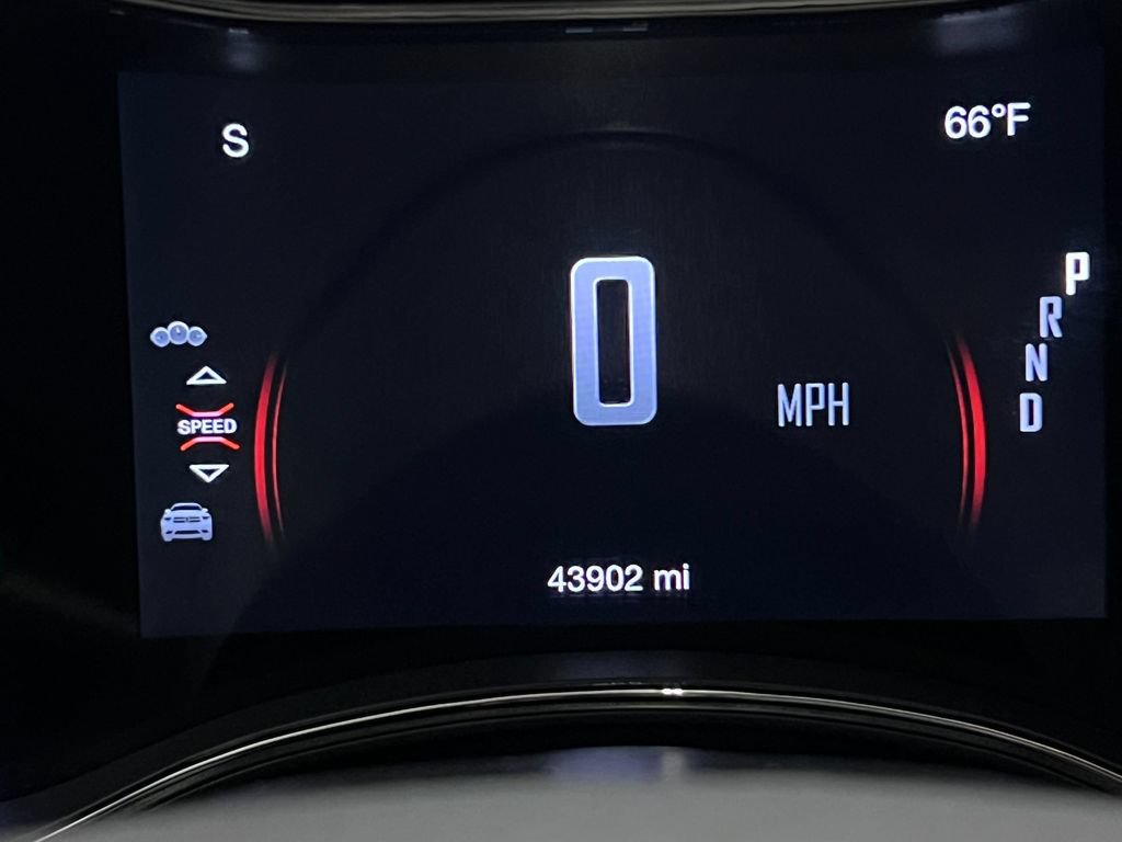 Used 2018 Dodge Durango R/T w/ Technology Group AWD/4WD image 21
