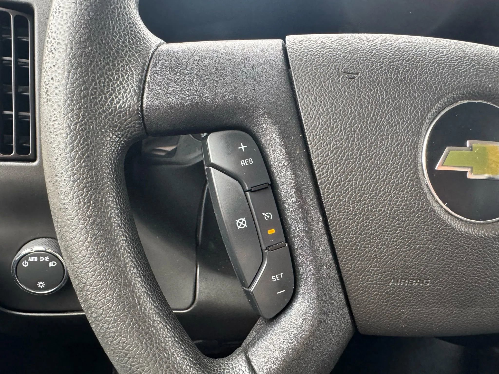 Used 2020 Chevrolet Express 2500 w/ Driver Convenience Package image 16