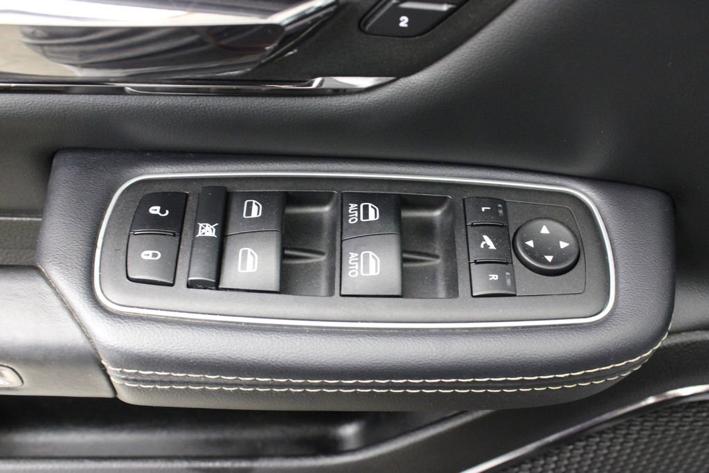 Used 2024 RAM 1500 Limited AWD/4WD image 19