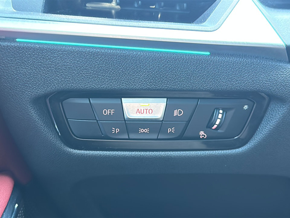 Certified 2023 BMW 330i Sedan w/ Premium Package image 37