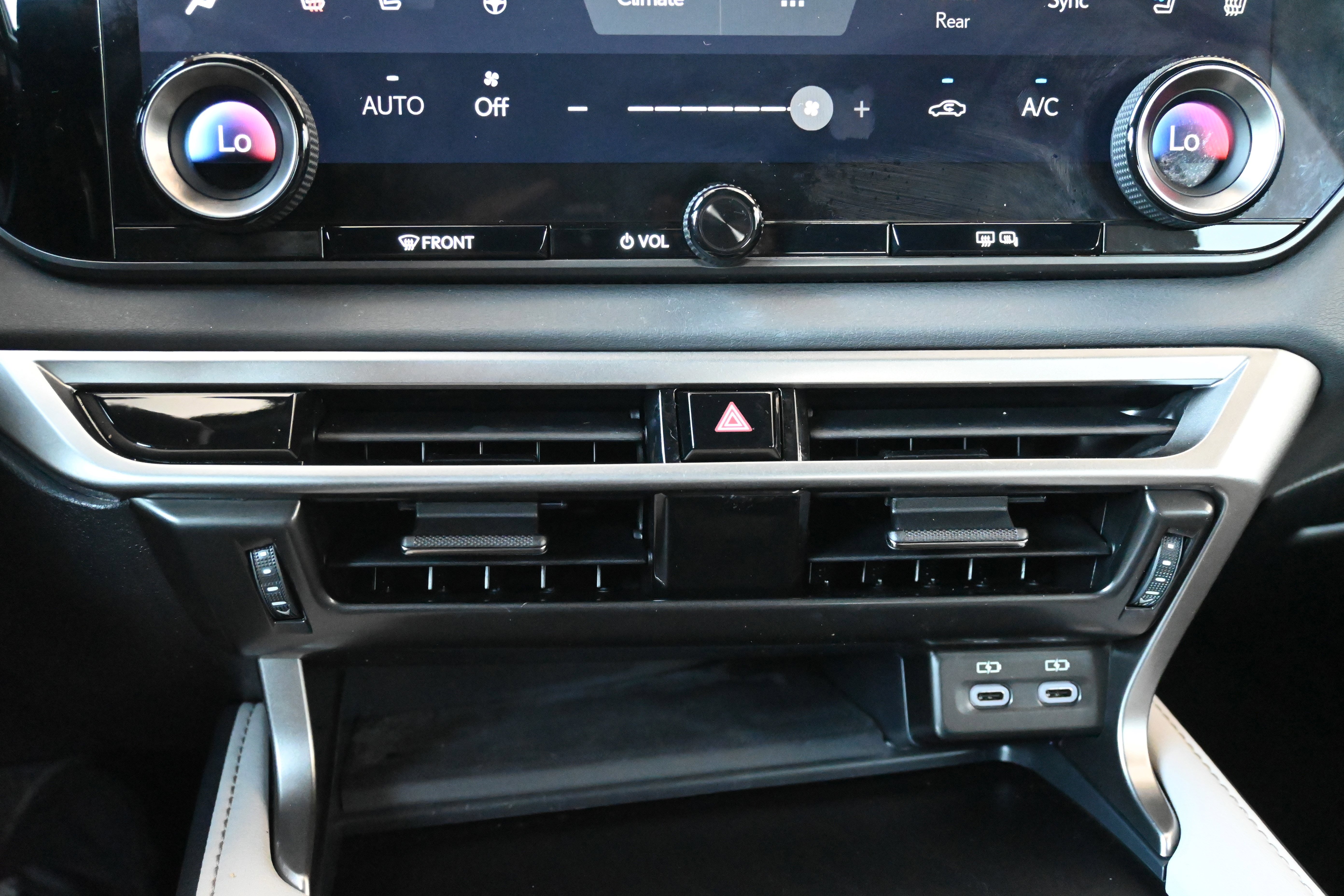 Used 2023 Lexus RX 350 Premium Plus w/ Accessory Package AWD/4WD image 26