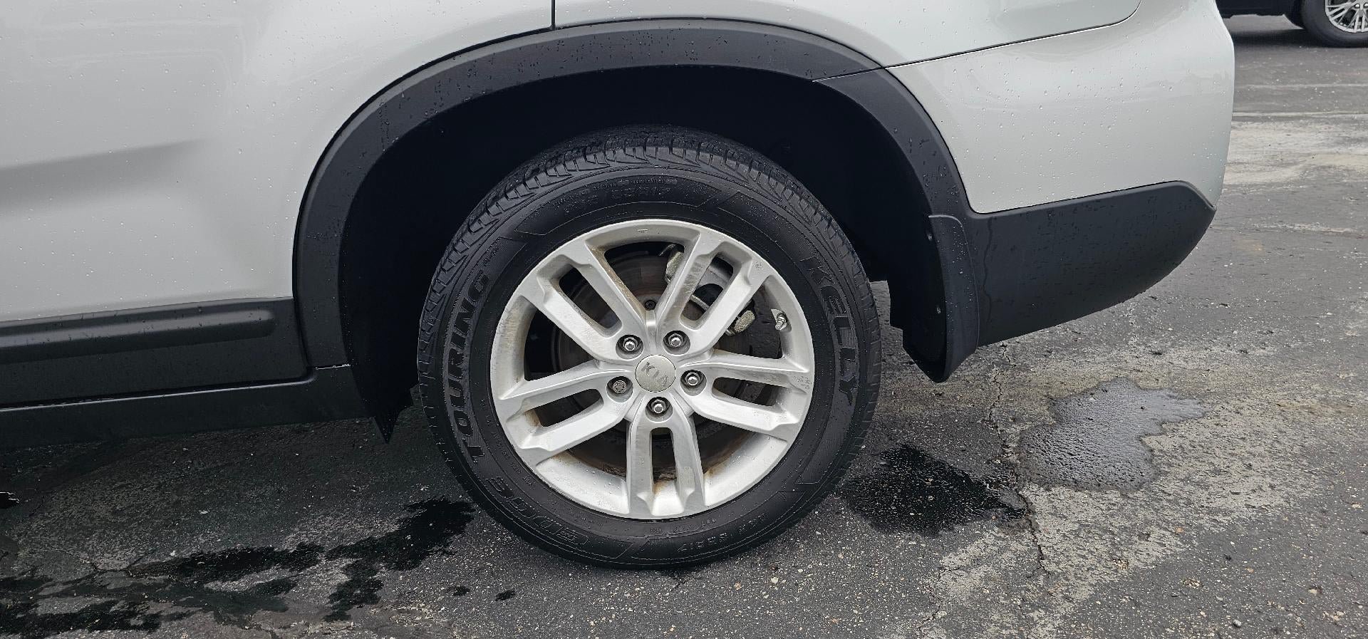 Used 2015 Kia Sorento LX FWD image 14