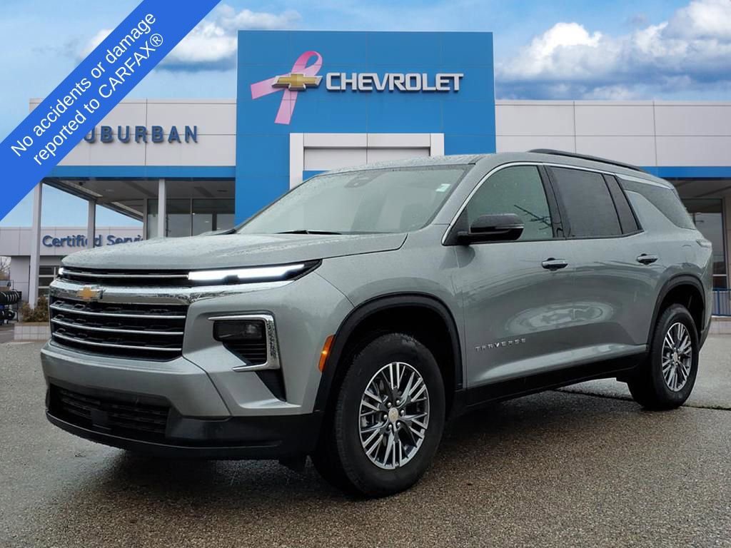 Used 2025 Chevrolet Traverse LT
