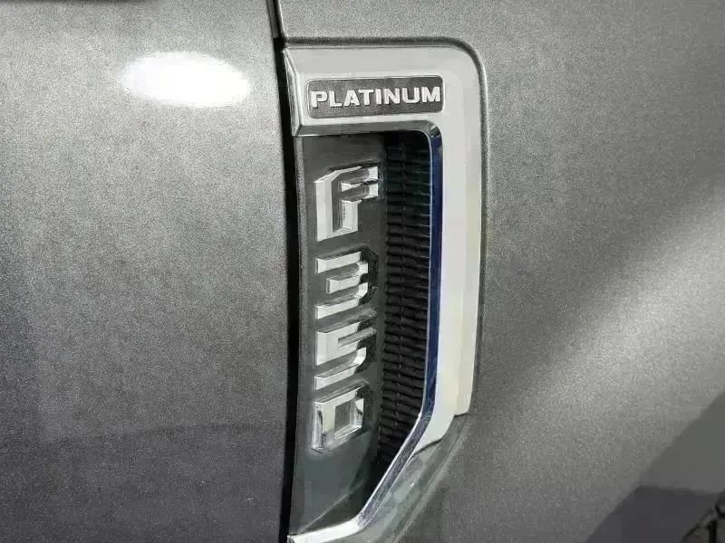 Used 2018 Ford F350 Platinum w/ Platinum Ultimate Package AWD/4WD image 17