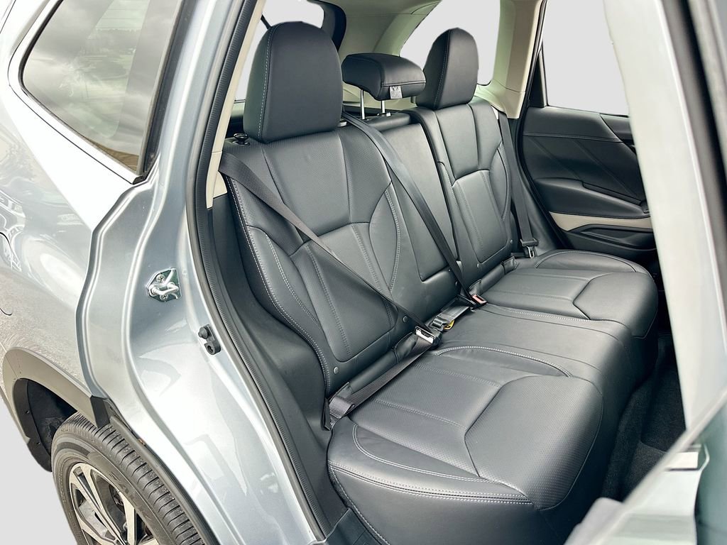 Used 2024 Subaru Forester Limited image 28