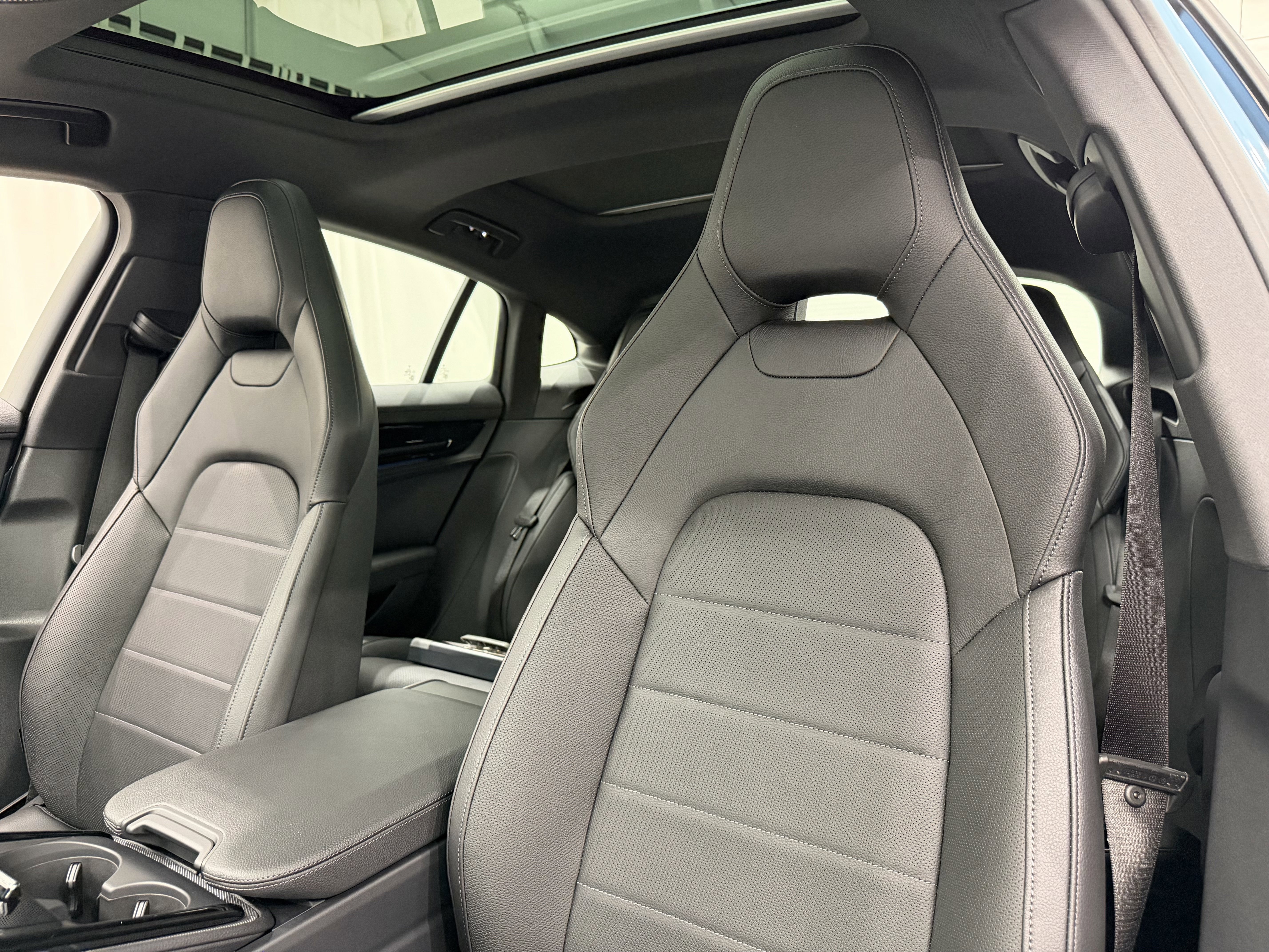 New 2026 Porsche Panamera 4 image 31