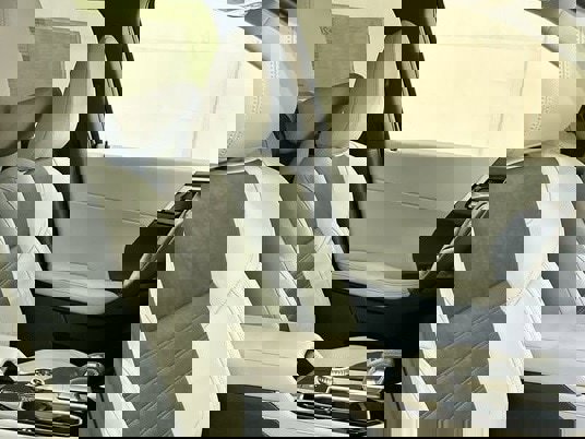 New 2025 Mitsubishi Outlander SE image 25