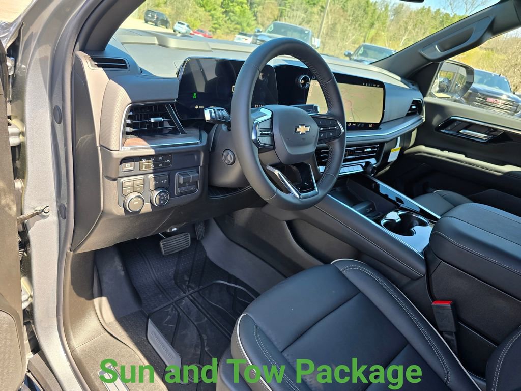New 2026 Chevrolet Suburban Premier w/ Sun And Tow Package AWD/4WD image 23