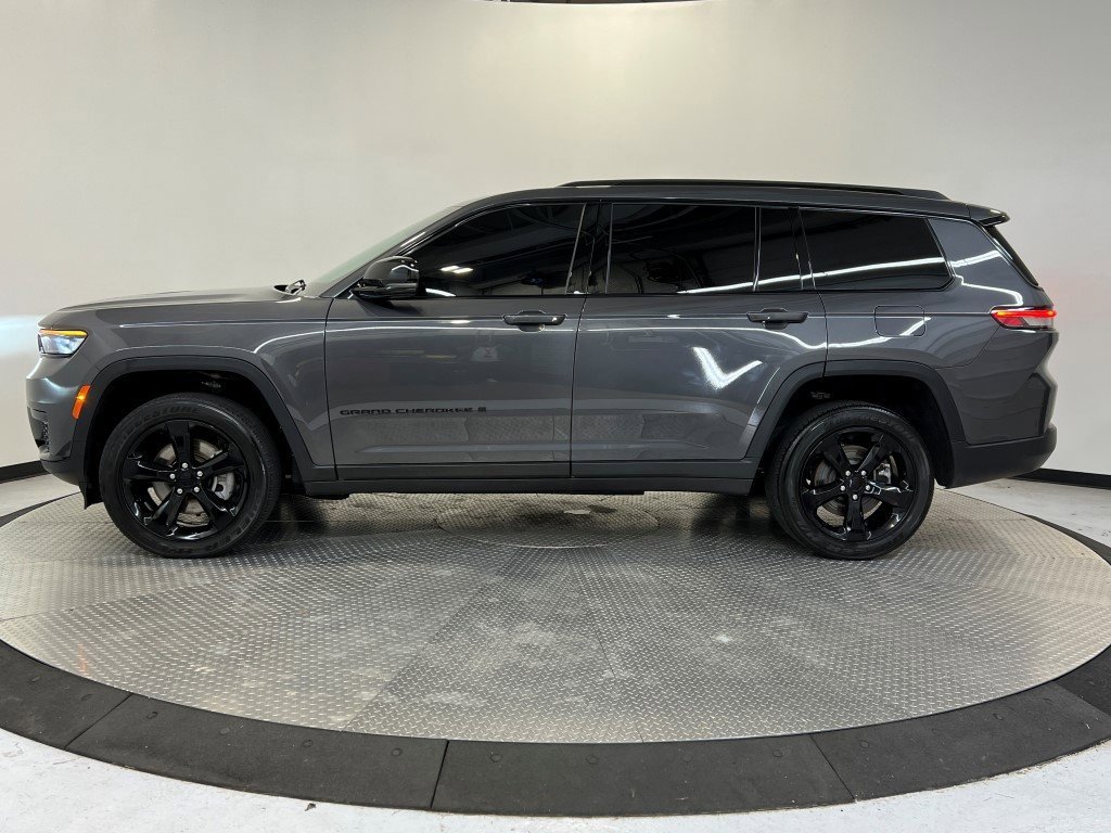 Certified 2024 Jeep Grand Cherokee L Altitude image 4