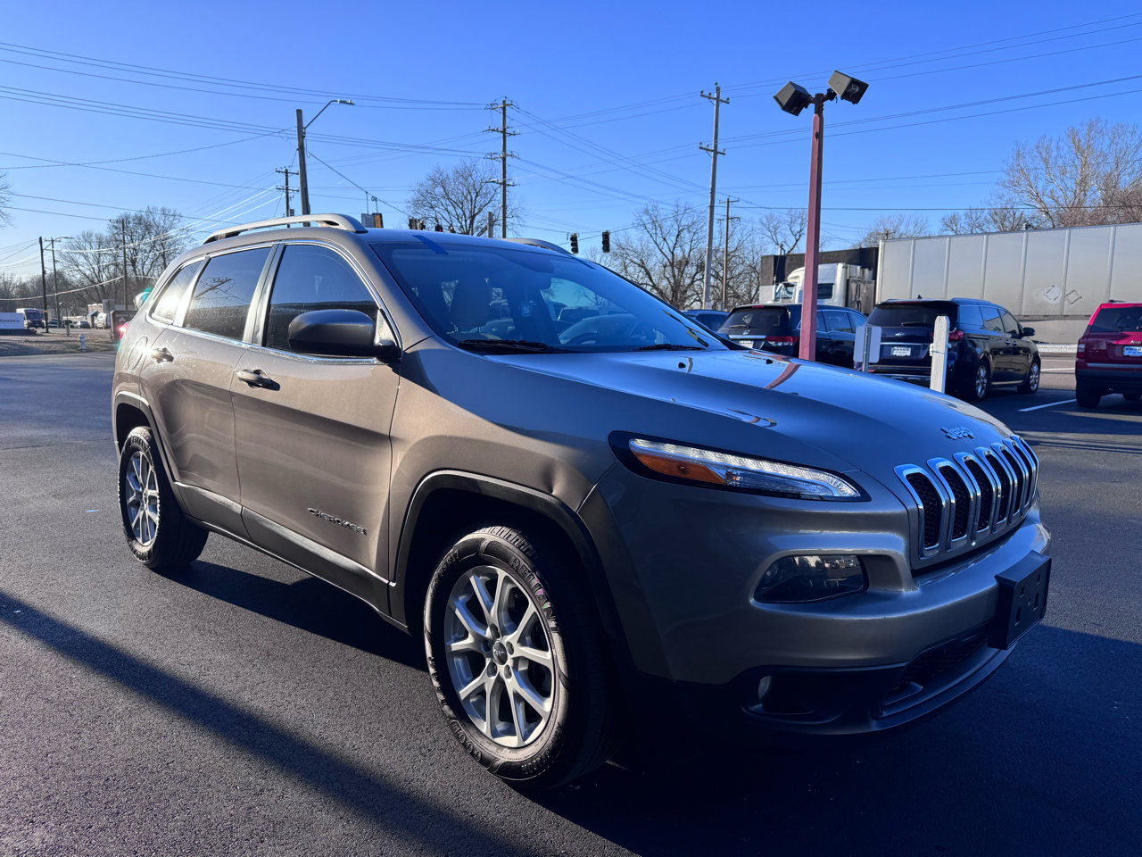 Used 2016 Jeep Cherokee Latitude w/ Comfort/Convenience Group image 7