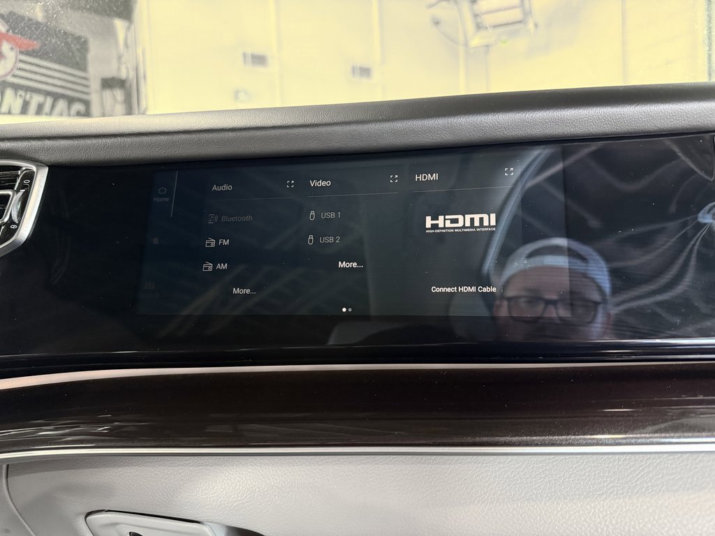 Used 2023 Jeep Wagoneer Base w/ Premium Group I image 42