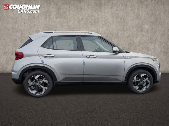 New 2026 Hyundai Venue SEL image 9