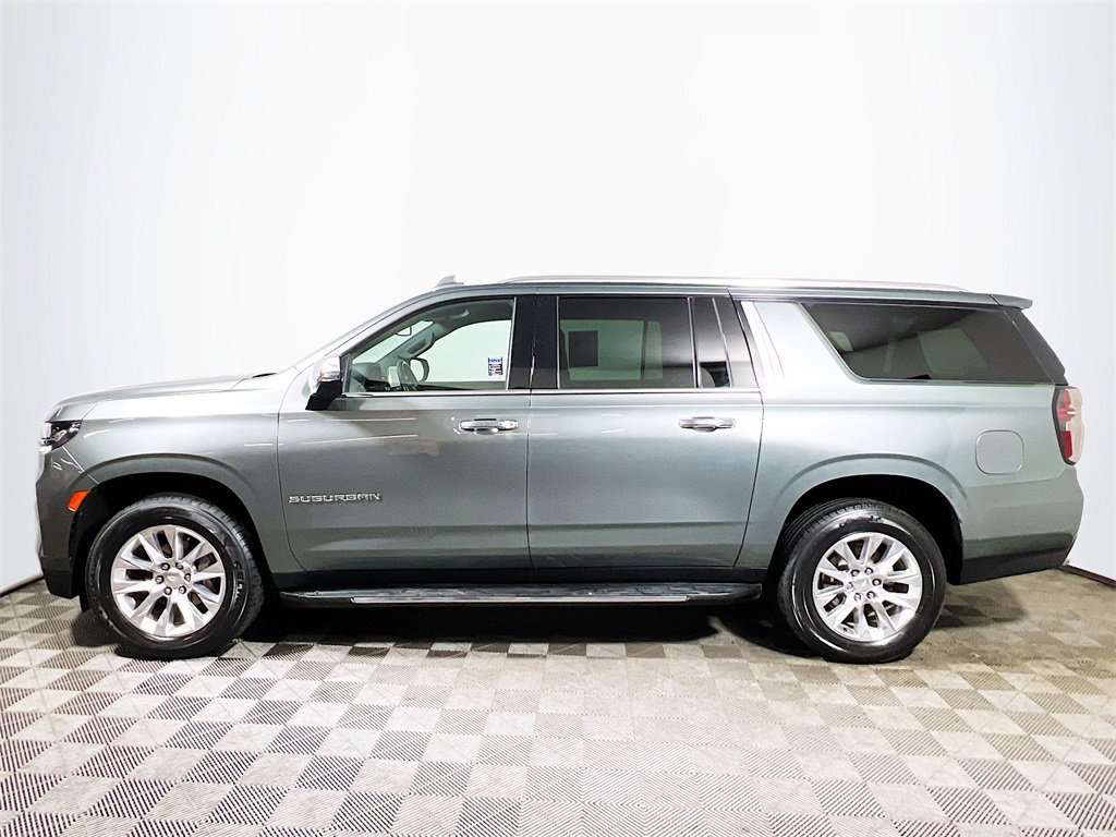 Used 2023 Chevrolet Suburban Premier image 5