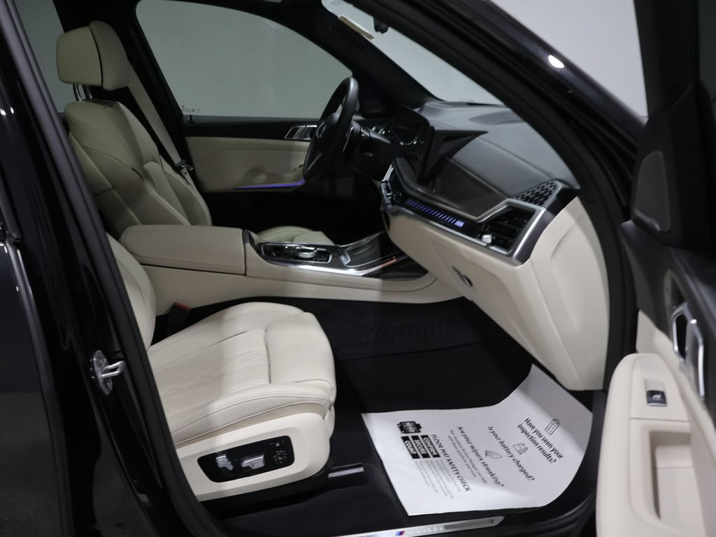 Used 2026 BMW X7 M60i AWD/4WD image 21