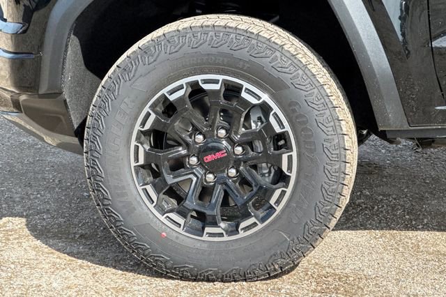 New 2026 GMC Canyon AT4 w/ LPO, Off Road Lift Package AWD/4WD image 31