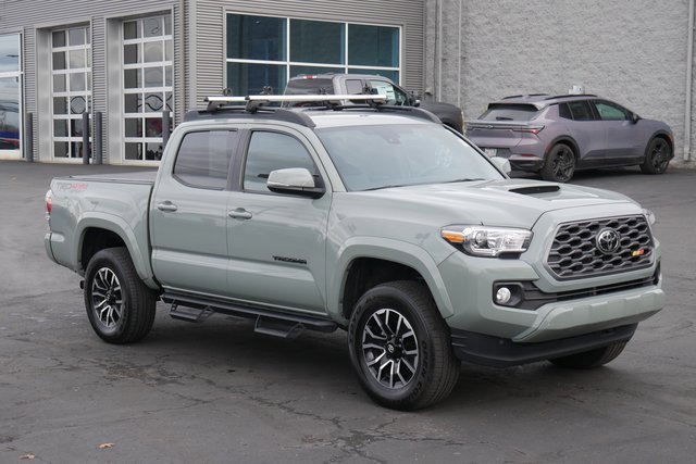 Used 2023 Toyota Tacoma TRD Sport image 5