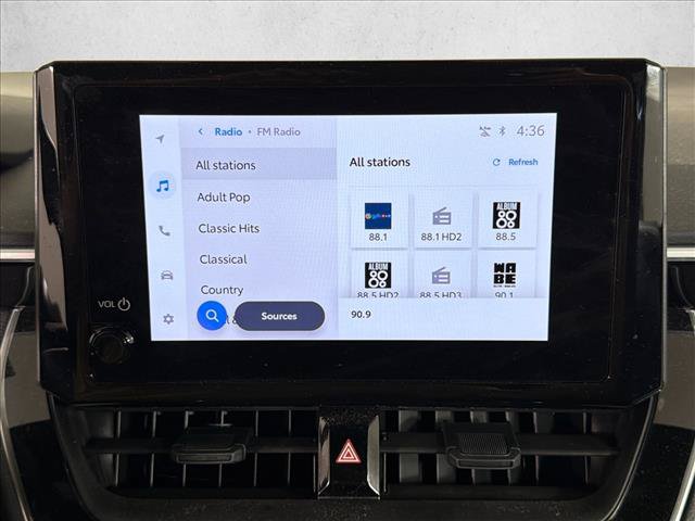 Used 2026 Toyota Corolla SE FWD image 28