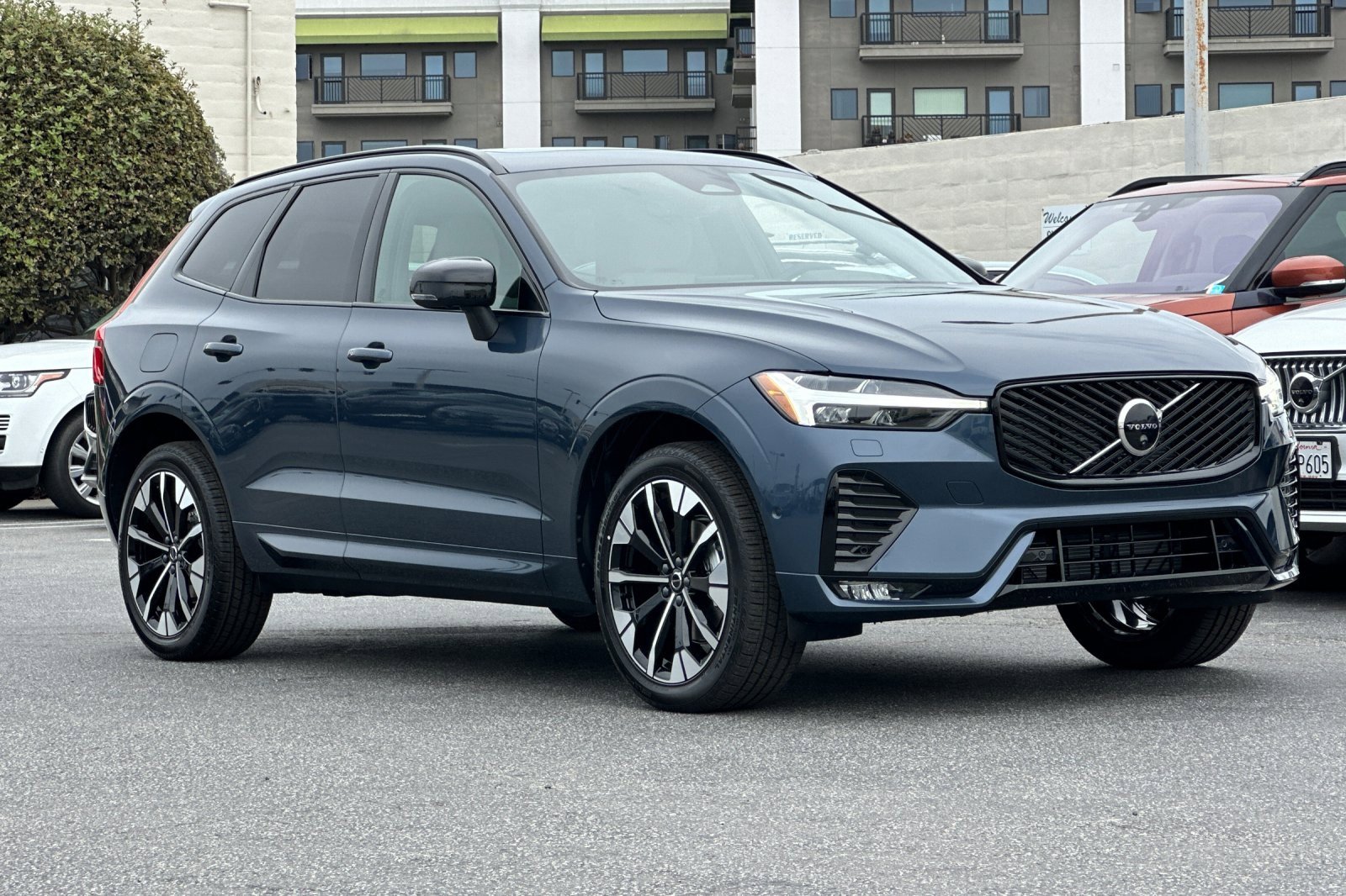 New 2026 Volvo XC60 B5 Plus w/ Protection Package Premier image 7