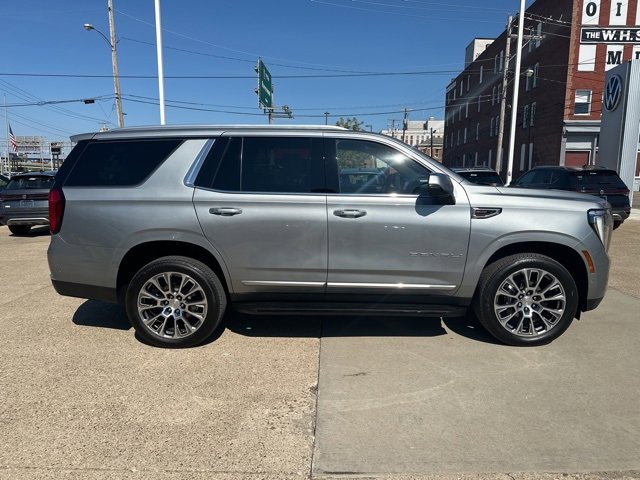 Certified 2025 GMC Yukon Denali w/ LPO, Floor Liner Package image 10