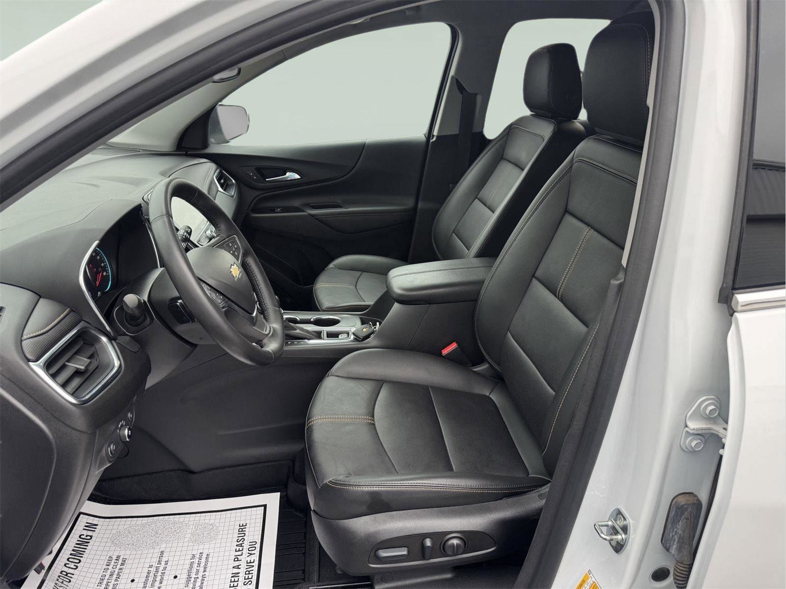 Used 2022 Chevrolet Equinox Premier AWD/4WD image 17