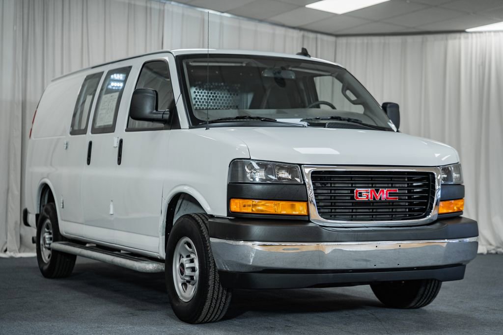 Used 2024 GMC Savana 2500 w/ Driver Convenience Package video 1