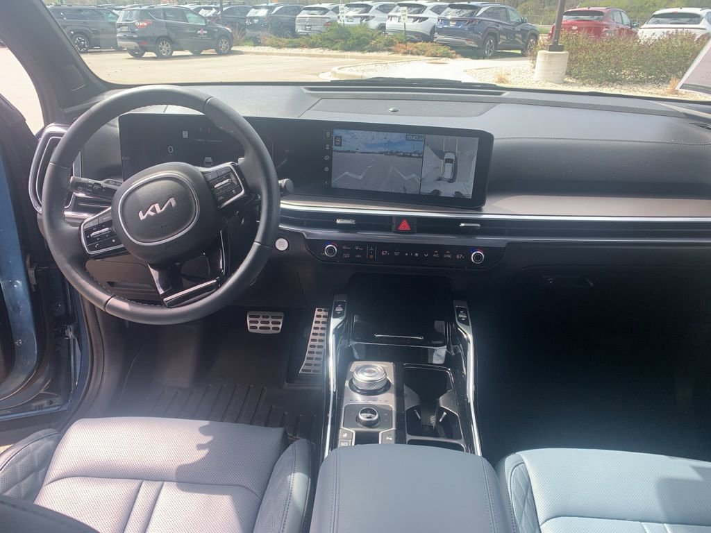 Used 2025 Kia Sorento SX Prestige AWD/4WD image 11