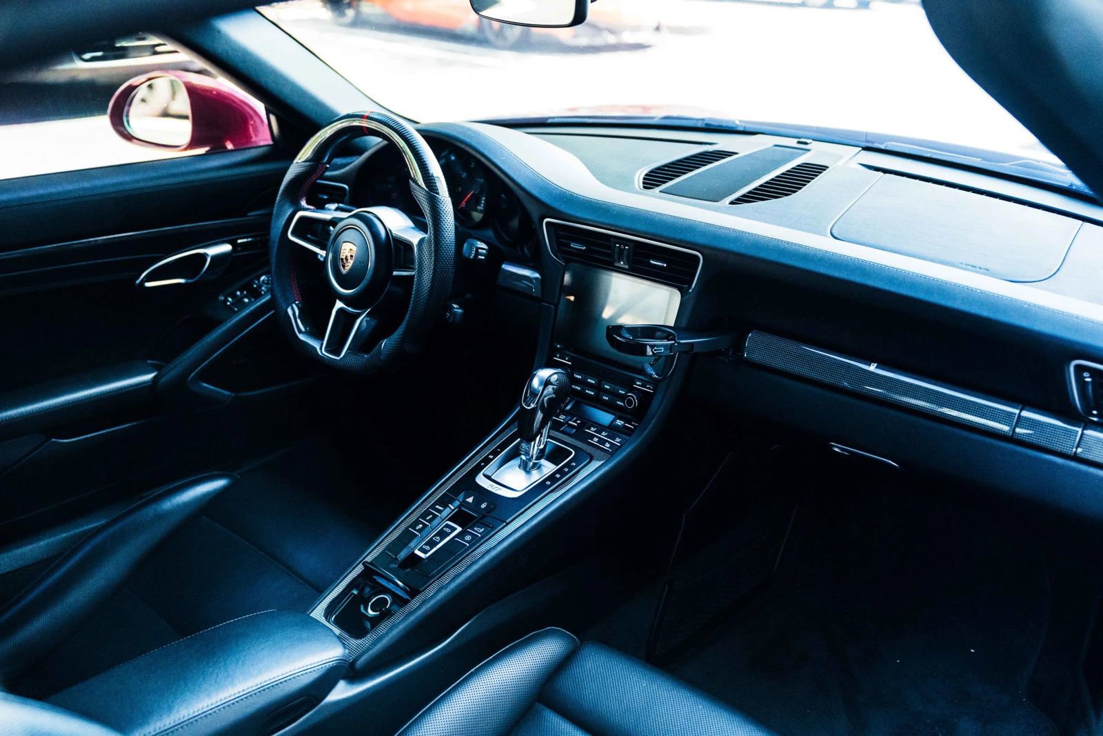Used 2018 Porsche 911 Carrera image 39