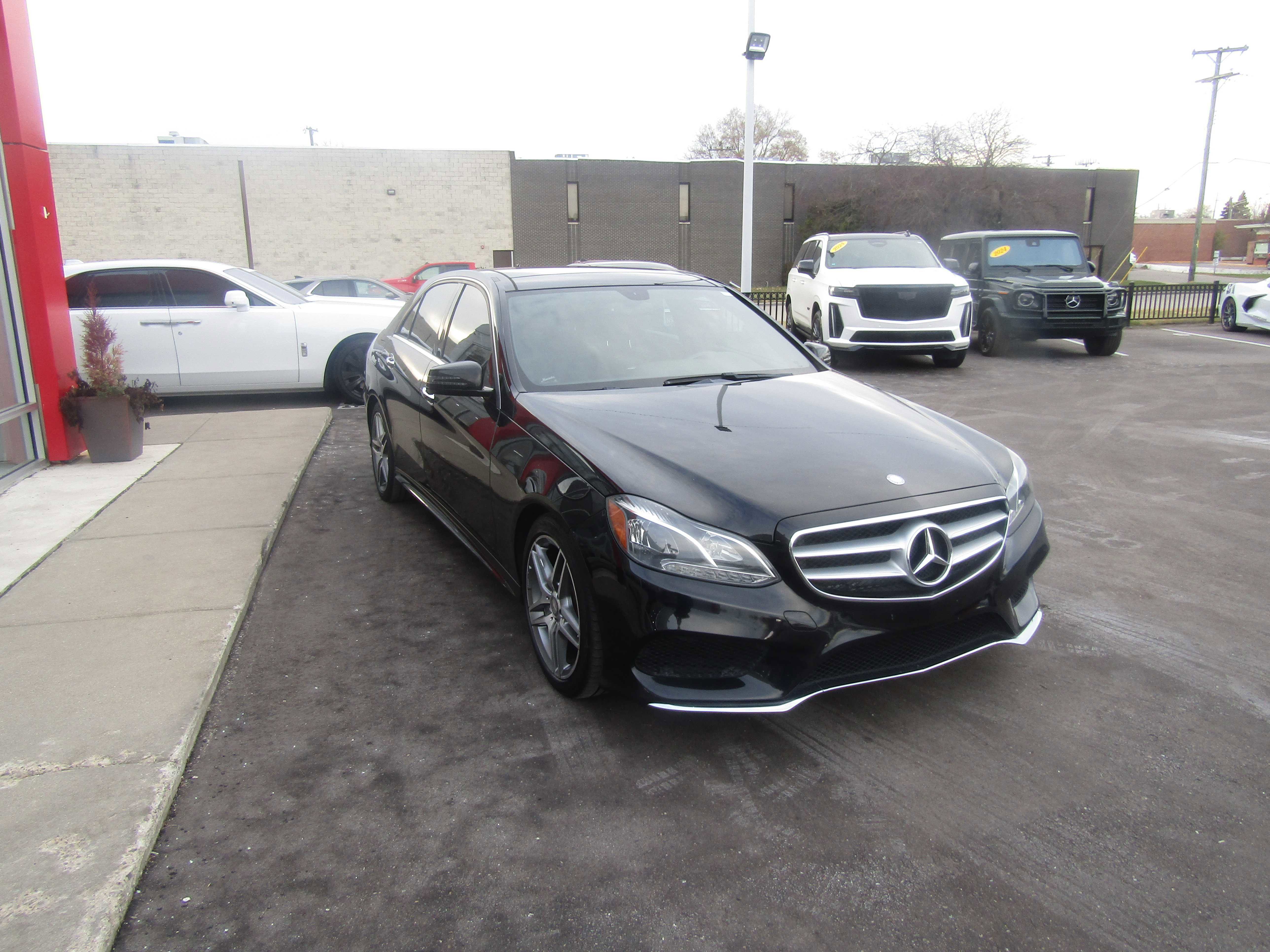 Used 2015 Mercedes-Benz E 350 4MATIC Sedan w/ Premium 1 Package image 5
