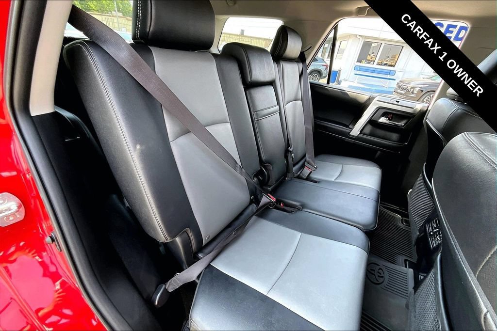 Used 2024 Toyota 4Runner SR5 Premium w/ Moonroof Package AWD/4WD image 24