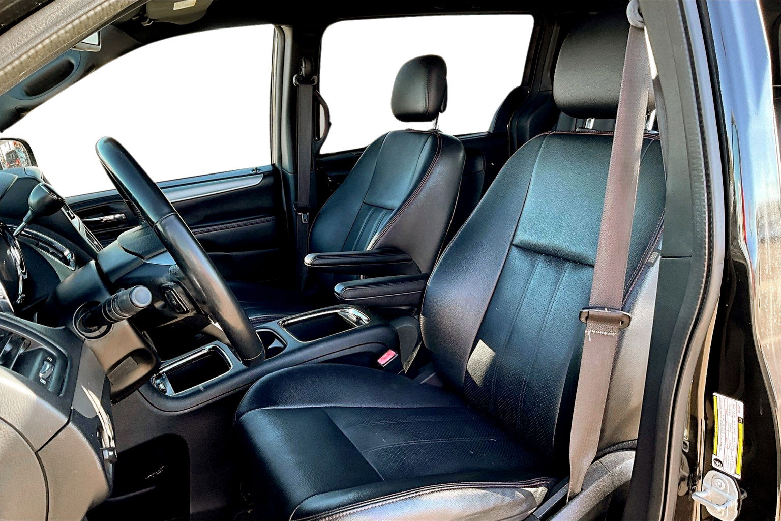 Used 2019 Dodge Grand Caravan GT image 23