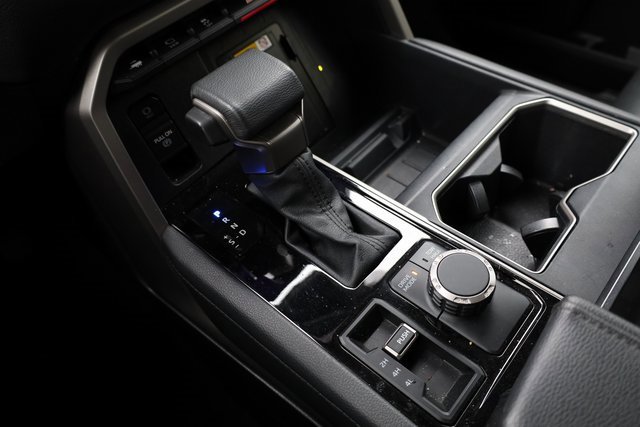 Used 2024 Toyota Tundra Limited image 23