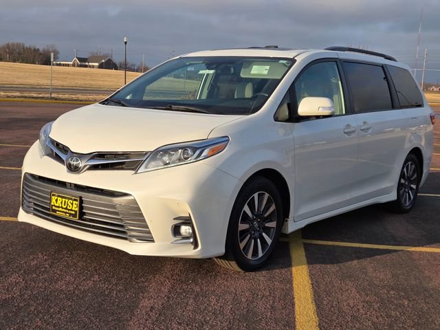 Used 2019 Toyota Sienna Limited Premium image 8